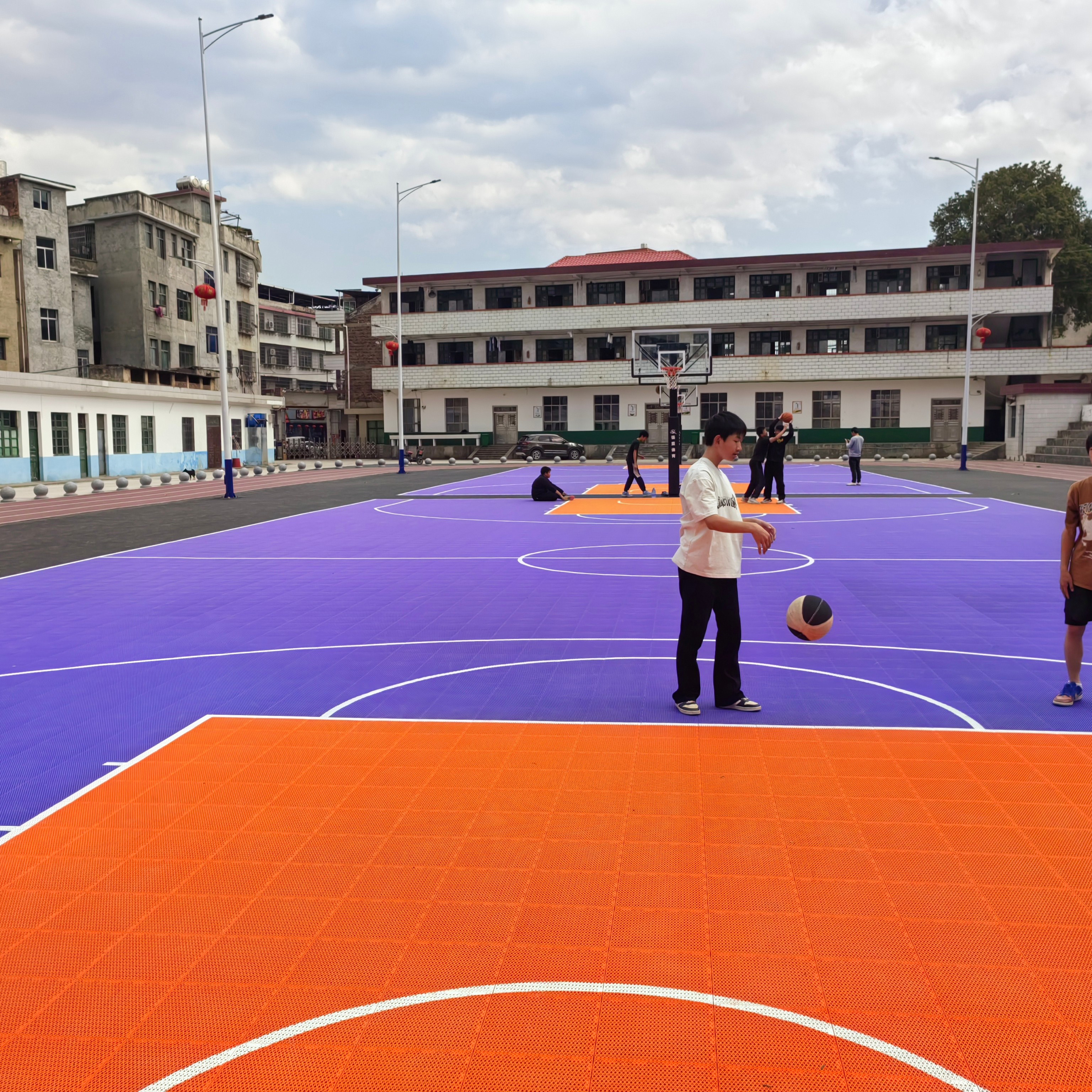Modern Outdoor Sport Court Til - Outdoor Sport Floor Tiles 评论和价格