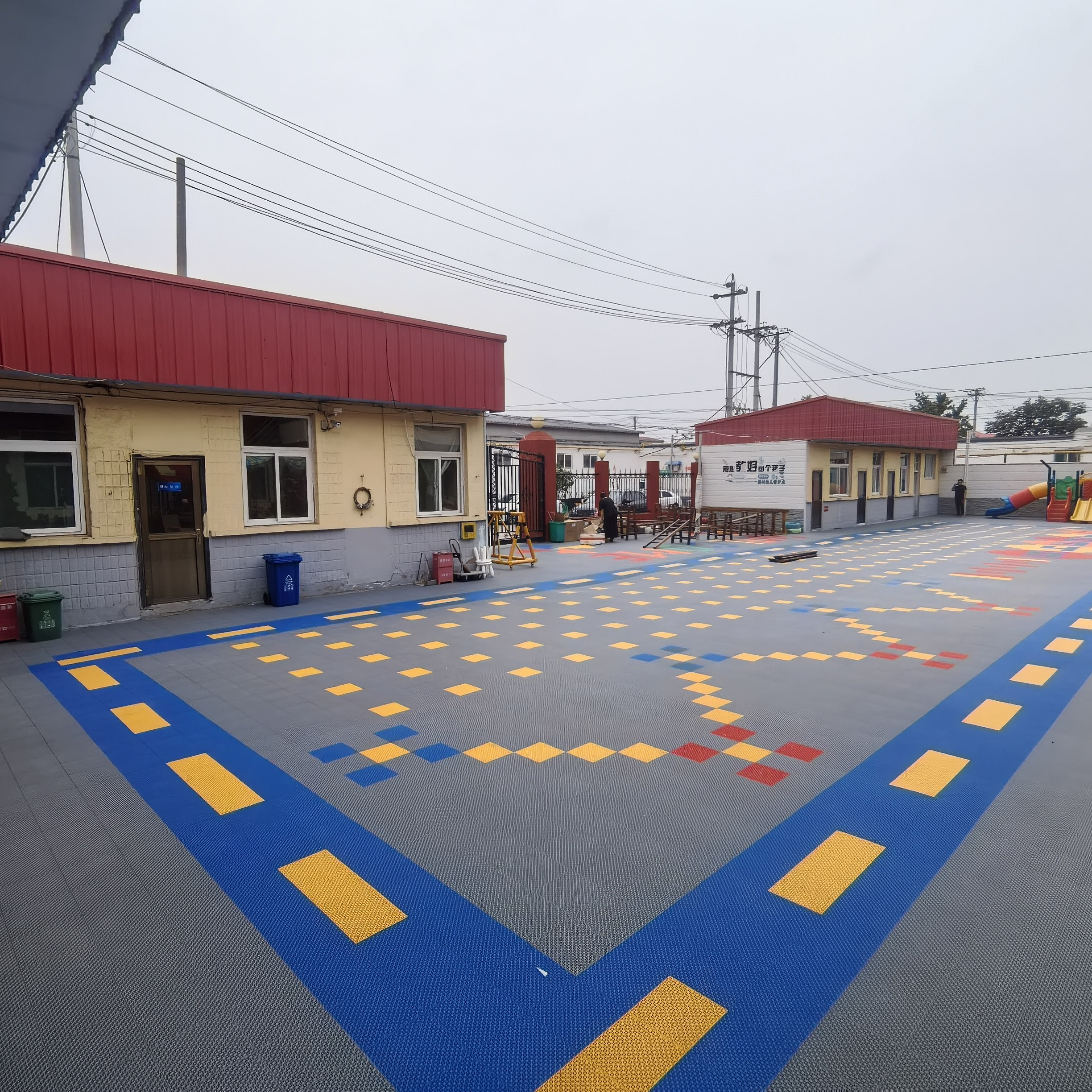 PP Plastic Custom Logo Outdoor - Outdoor Sport Floor Tiles 评论和价格