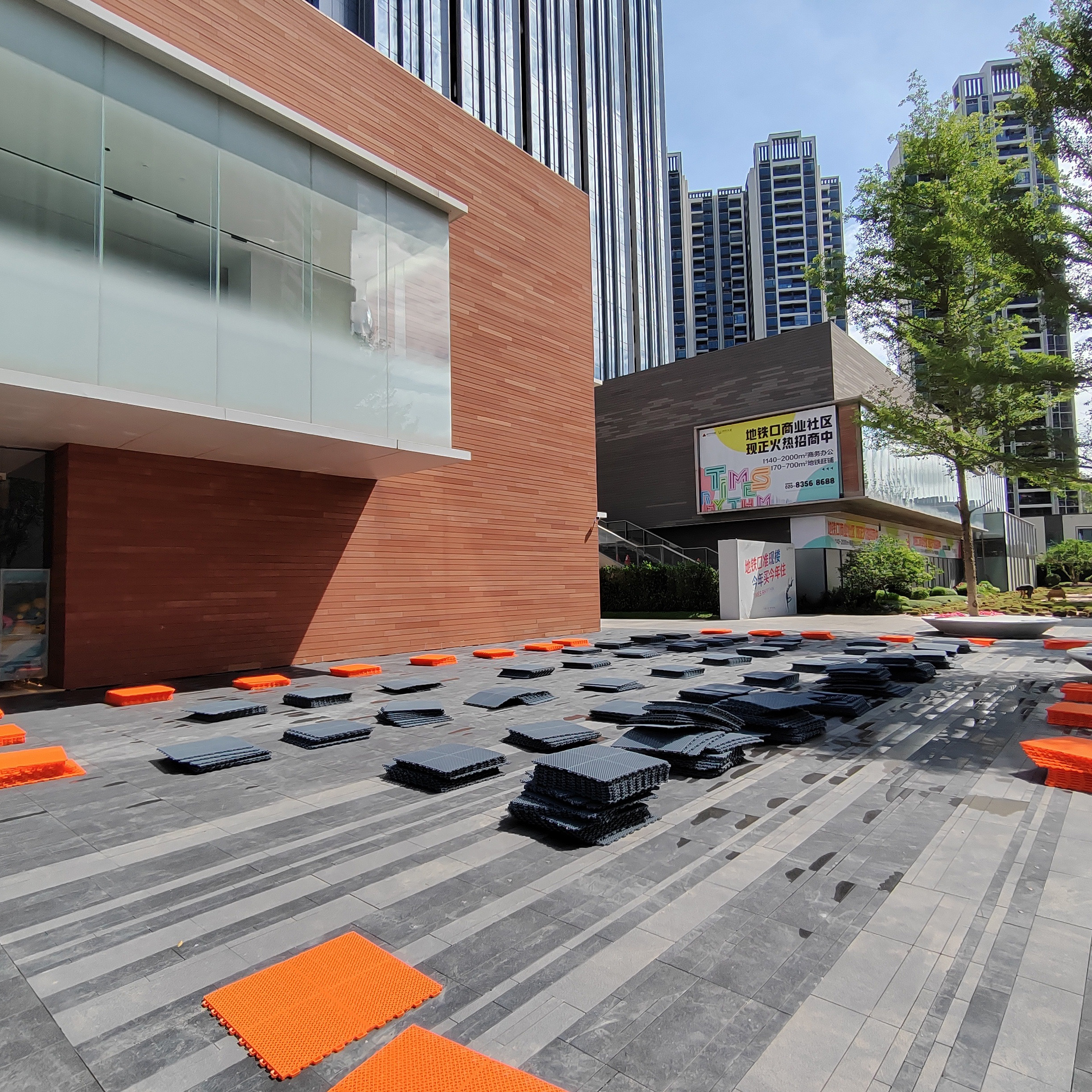 OEM Customized Indoor/Outdoor  - Outdoor Sport Floor Tiles 评论和价格